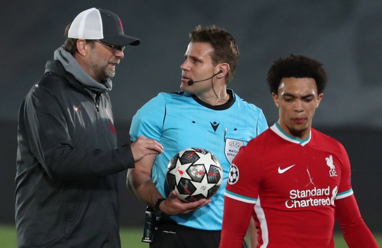 状态起伏大！猛龙首节狂轰39分，次节却仅得13分