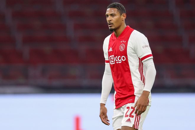 拜仁vs圣保利首发：凯恩领衔！迪亚斯、金玟哉、欧文在列