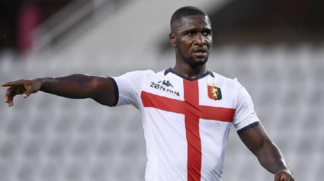 詹姆斯关键时刻稳住节奏