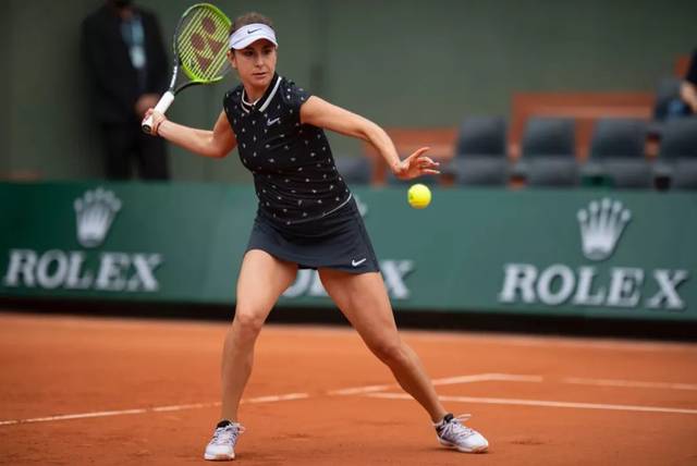 2-1，25岁英格兰国脚一剑封喉，率队2连胜反超切尔西，逼近前三