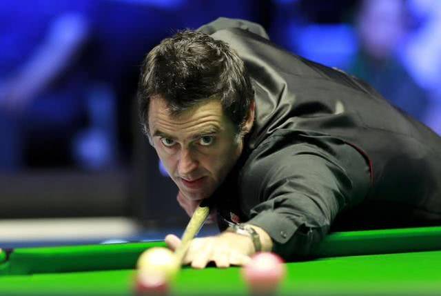 记者：虽然B费有伤在身，但仍然会出战今天与西汉姆的比赛