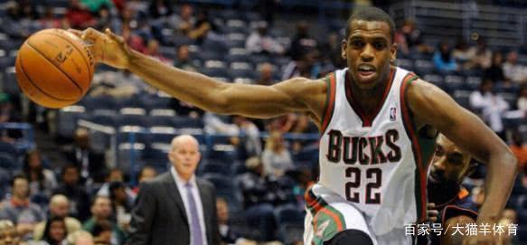 官方：22岁墨西哥中场纳赫拉租借加盟马竞，将先效力于B队