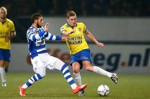 媒体人：杨瀚森被撞头晕已做检查，是否打G联赛要等通知